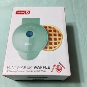 Dash Mini Waffle Maker